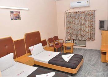 Hotel Pearls, West Perumal Maistry Street, Madurai