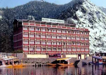 Luxury Hotels In Srinagar Near Dal Lake