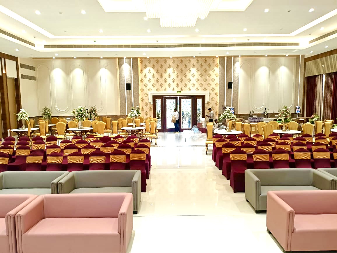 Entrance, Pushpak Hotel & Convention